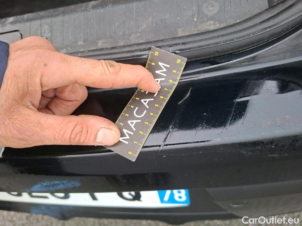  Citroen  C4 CITROEN  X / 2022 / 4P / Berline PureTech 130 S&S EAT8 Feel Pack #24