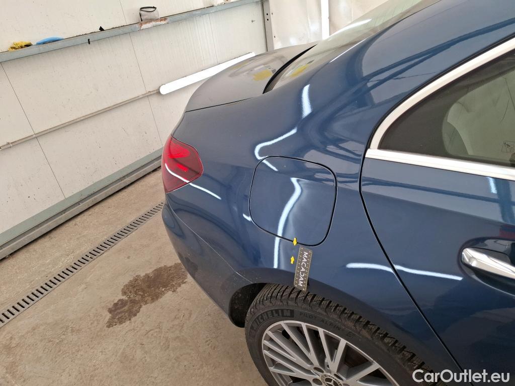  Mercedes  A-Klasse MERCEDES-BENZ Classe A Berline / 2018 / 4P / Berline A 250 e Progressive Line 8G-DCT #32