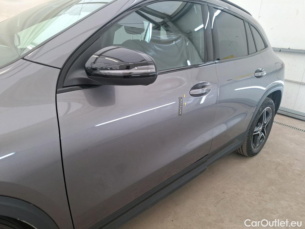  Mercedes  GLA MERCEDES-BENZ  / 2020 / 5P / SUV 1.3  250 e AMG LINE DCT #8