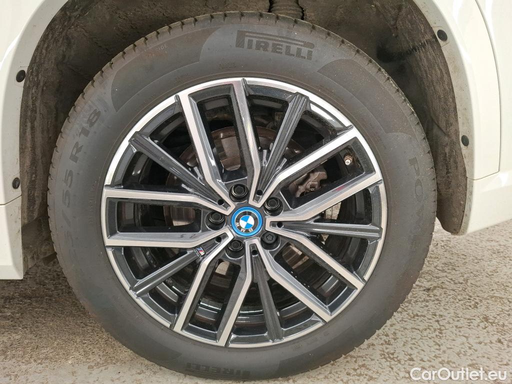  Bmw  X1 BMW  / 2022 / 5P / SUV xDrive25e M Sport DKG7 #9