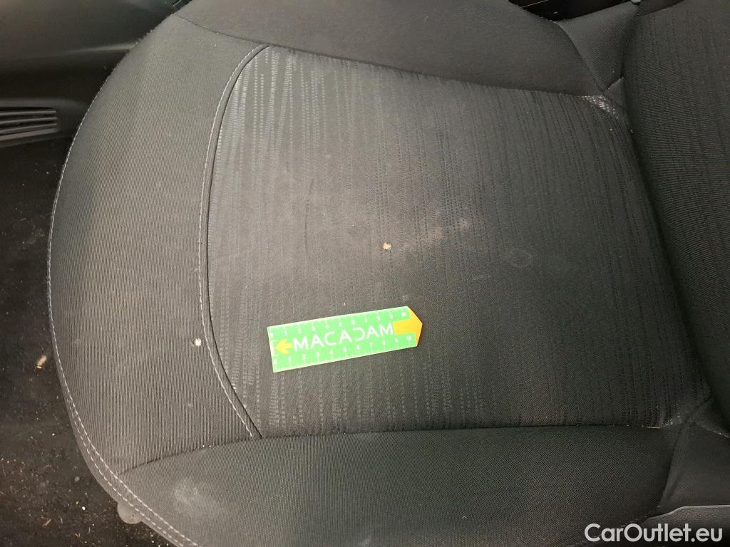  Peugeot  208  Affaire Premium Pack 1.2 80CV BVM5 E6dT #36
