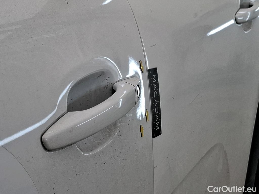  Citroen  C3  Feel 1.2 PureTech 80CV BVM5 E6 #7