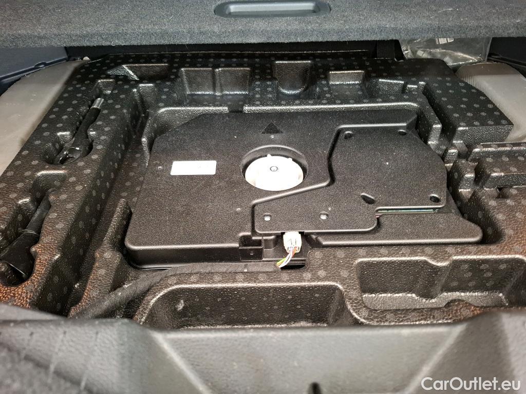  Nissan  Qashqai NISSAN  / 2021 / 5P / Crossover e-Power 190 N-Connecta BVA HEV #9