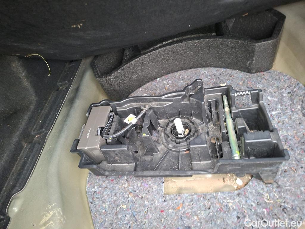 Citroen  C4 CITROEN  X / 2022 / 4P / Berline PureTech 130 S&S EAT8 Feel Pack #30