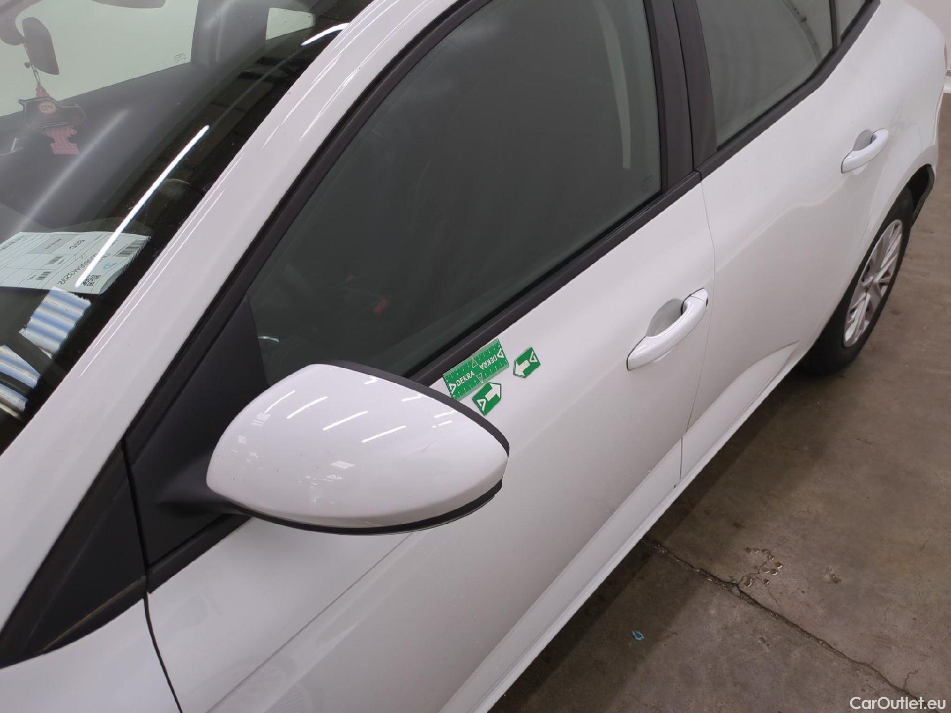  Renault  Megane  IV Berline 5pt. Société Air 1.5 dCi 90CV BVM6 E6 #18
