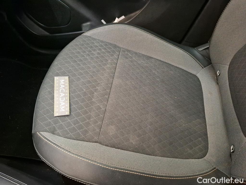  Opel   Grandland X Grandland X Elegance Business 1.5 130CV BVA8 E6d #50