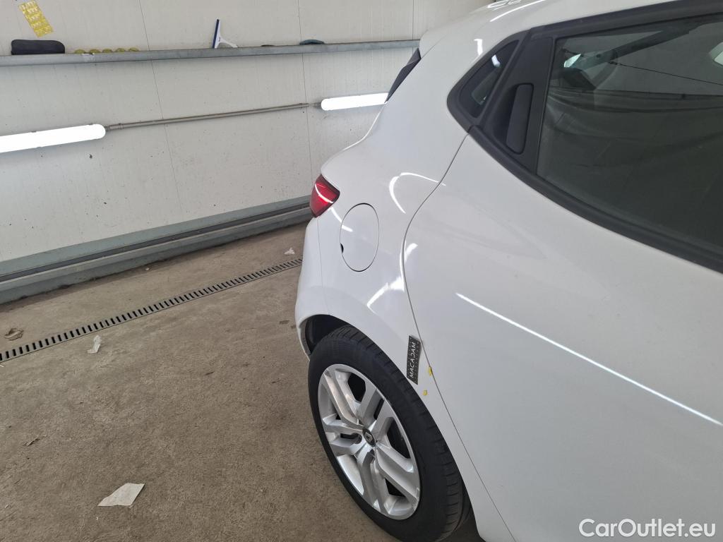  Renault  Clio  IV Business 0.9 TCe 90CV BVM5 E6 #26