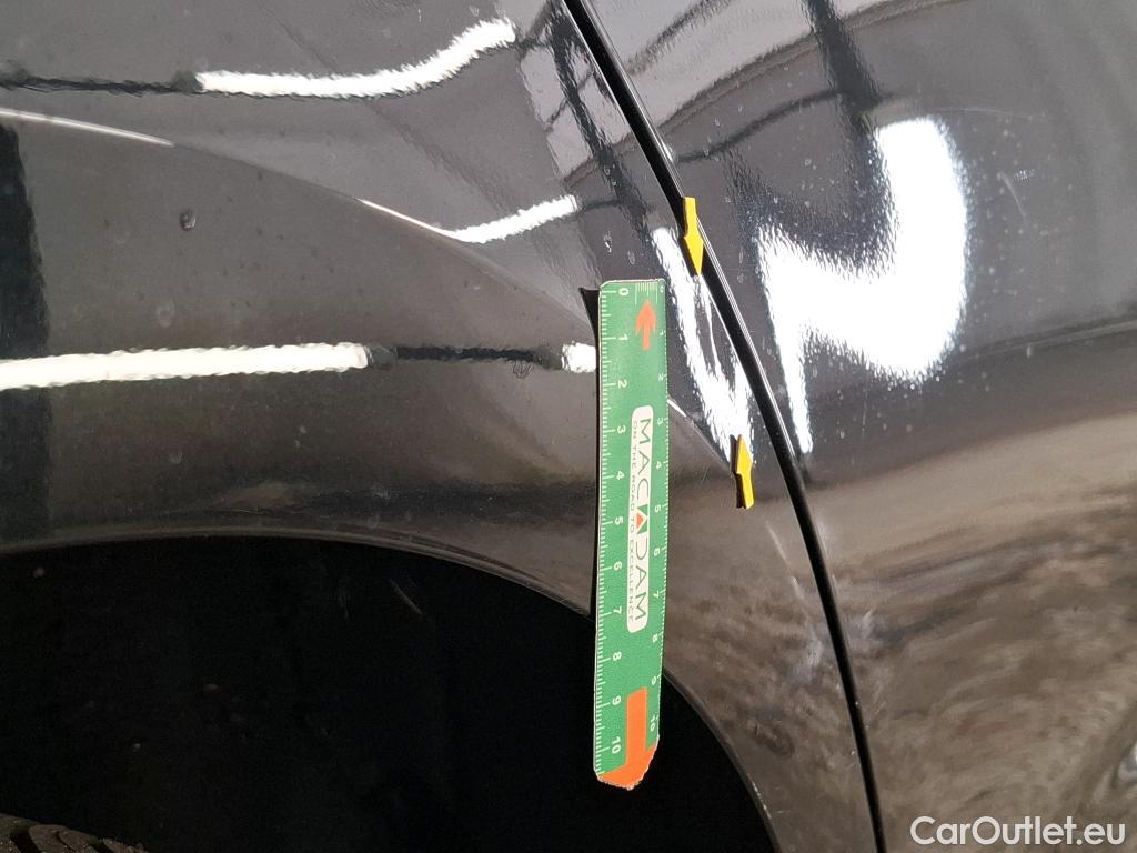 Toyota  Corolla TOYOTA   2018  5P  Berline Hybride 122h Dynamic Business Stage Acad #19