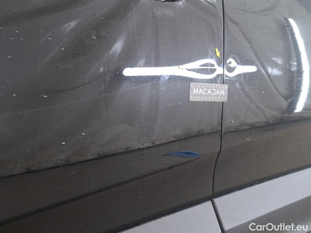  Opel   Grandland X Grandland X Elegance Business 1.5 130CV BVA8 E6d #12