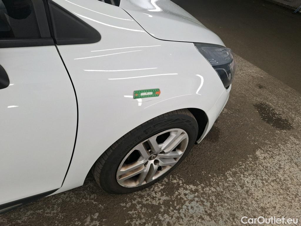  Renault  Clio  IV Business 0.9 TCe 90CV BVM5 E6 #12