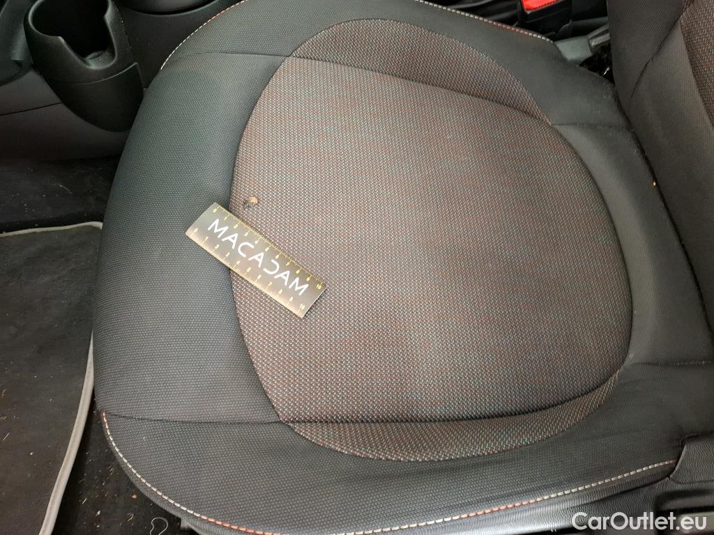  Mini  Cooper MINI Mini / 2014 / 5P / Berline  D 116 ch #1