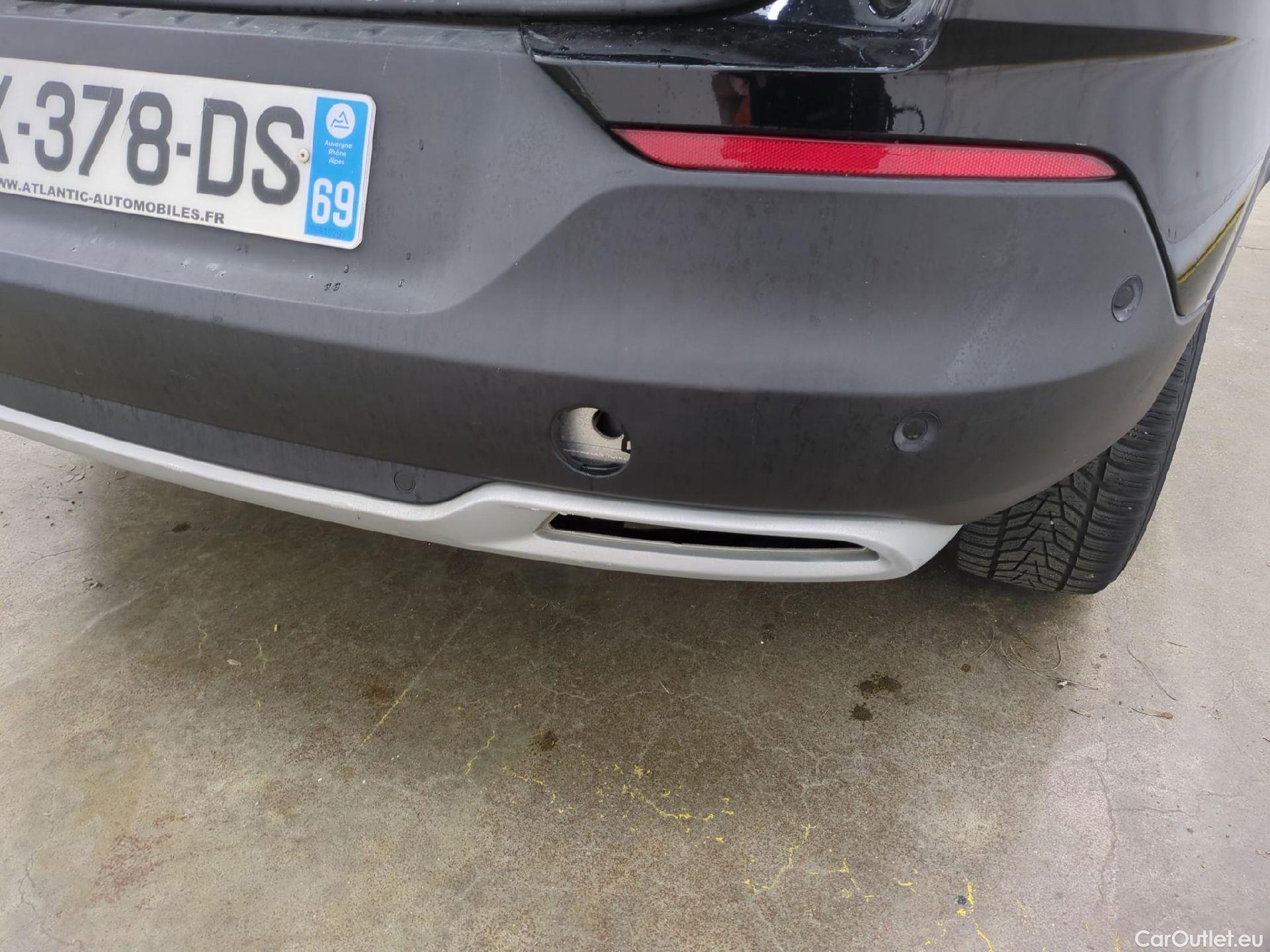  Opel   Grandland X Grandland X Elegance Business 1.5 130CV BVA8 E6d #74