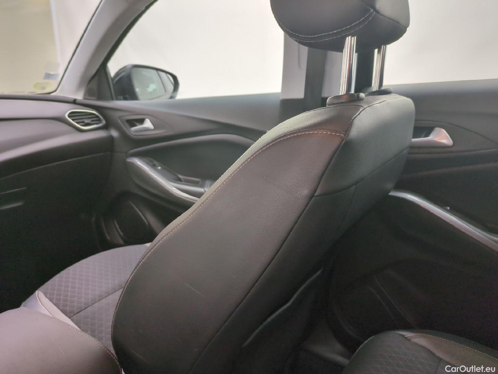  Opel   Grandland X Grandland X Elegance Business 1.5 130CV BVA8 E6d #8