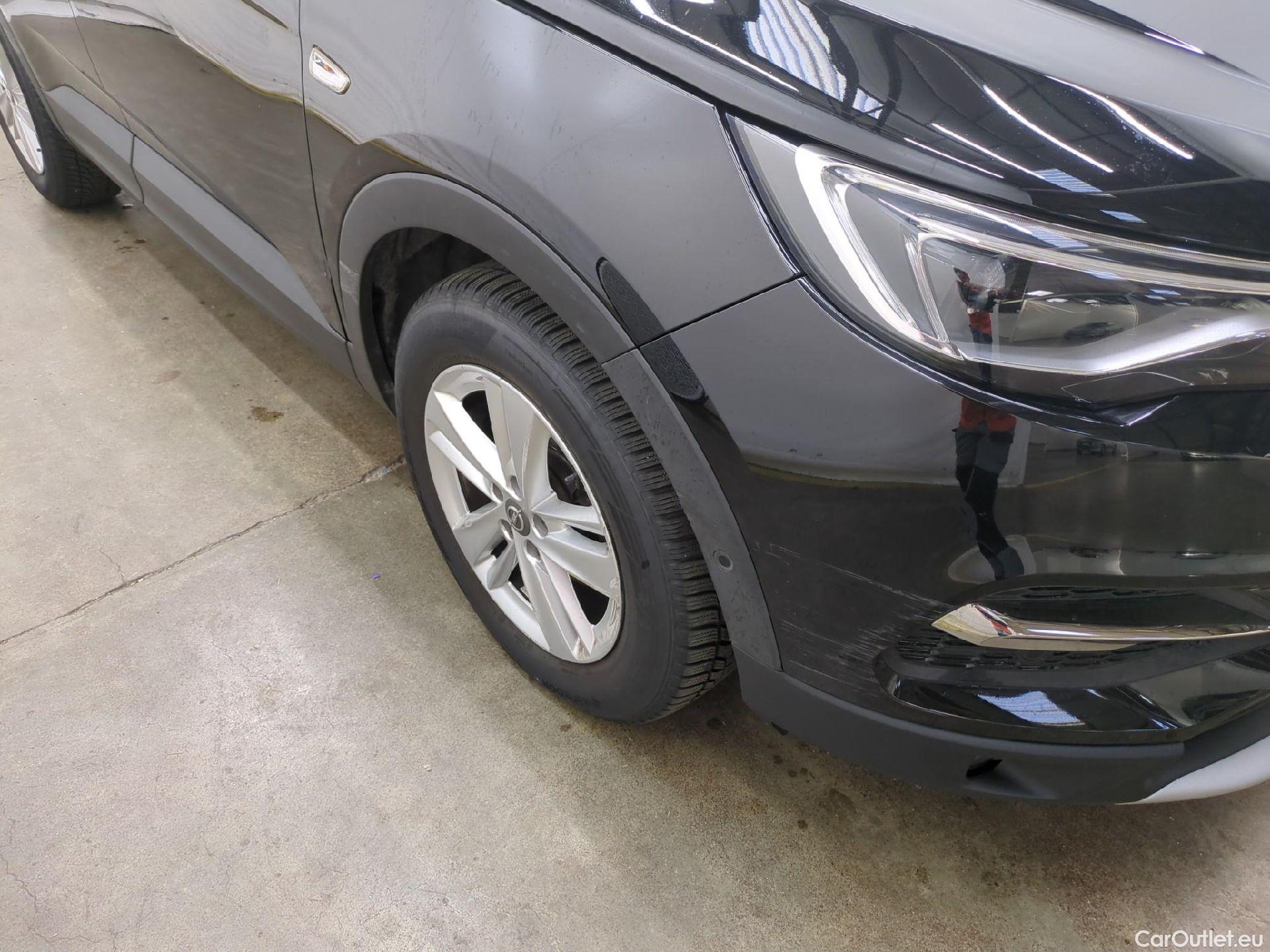  Opel   Grandland X Grandland X Elegance Business 1.5 130CV BVA8 E6d #45