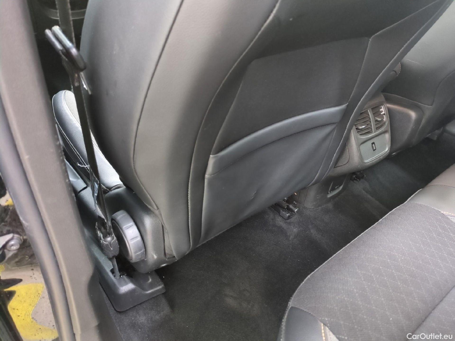  Opel   Grandland X Grandland X Elegance Business 1.5 130CV BVA8 E6d #10