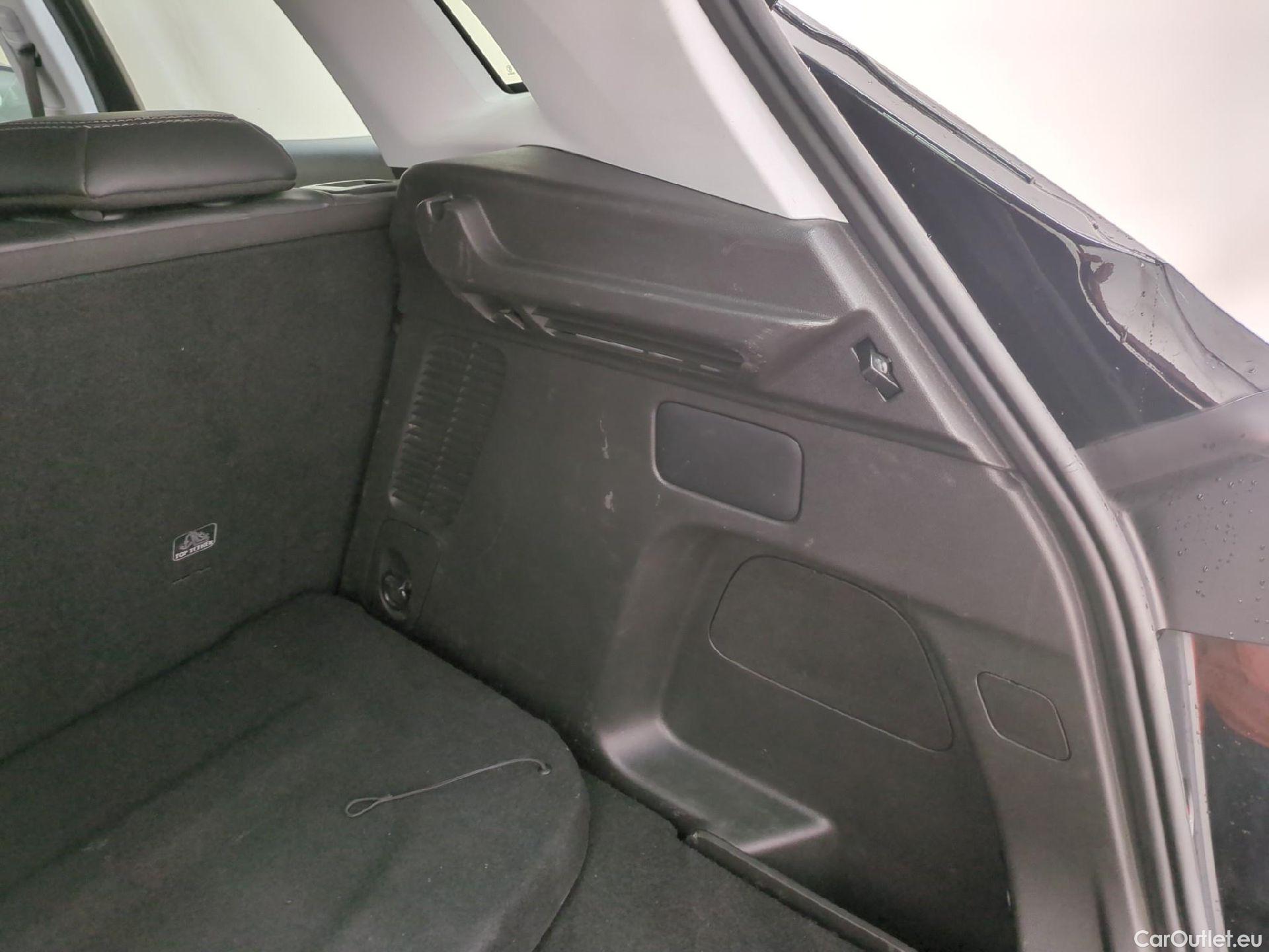  Opel   Grandland X Grandland X Elegance Business 1.5 130CV BVA8 E6d #22
