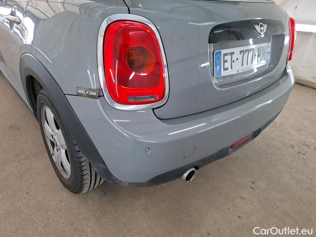  Mini  Cooper MINI Mini / 2014 / 5P / Berline  D 116 ch #32