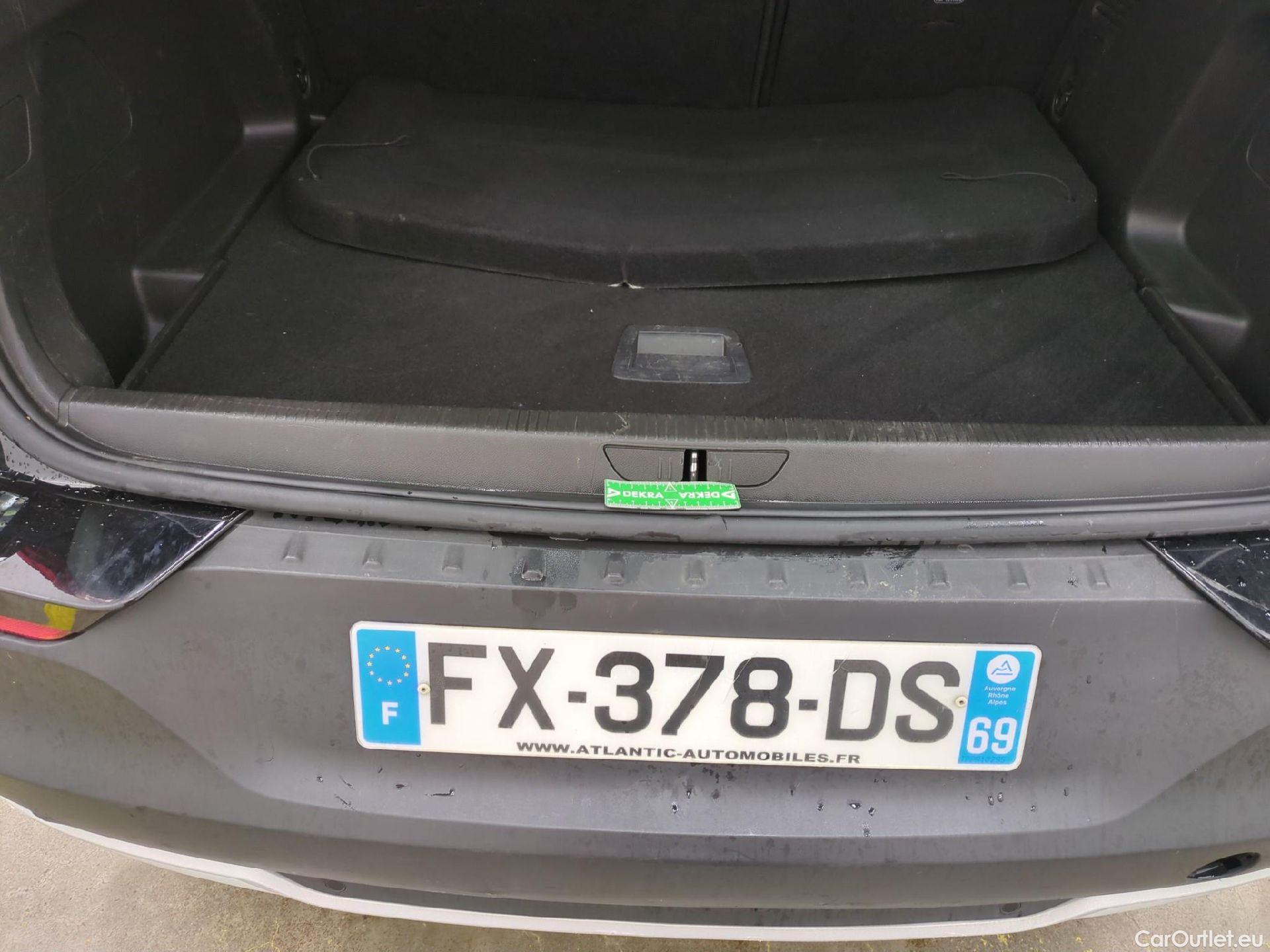  Opel   Grandland X Grandland X Elegance Business 1.5 130CV BVA8 E6d #26