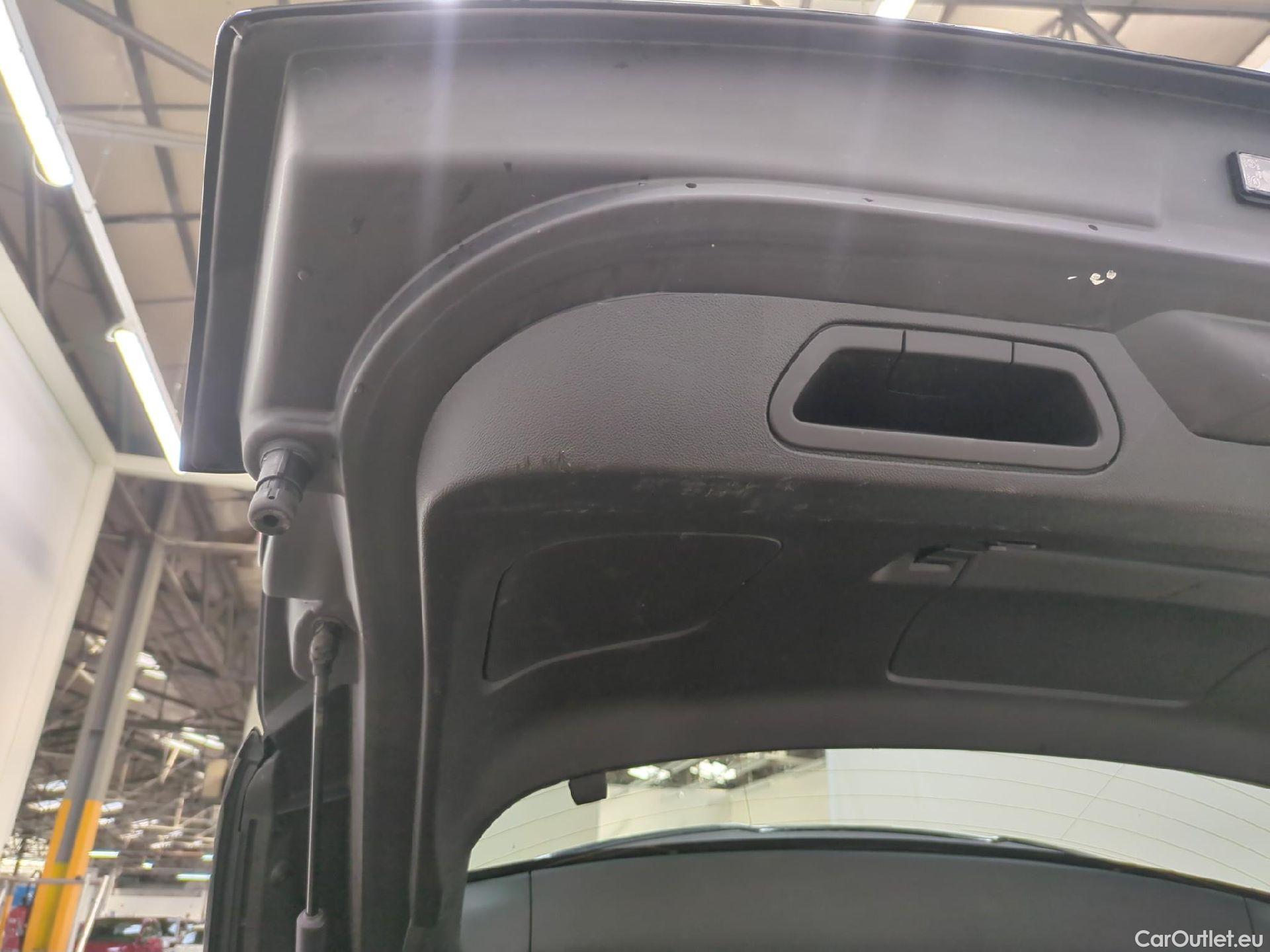  Opel   Grandland X Grandland X Elegance Business 1.5 130CV BVA8 E6d #81