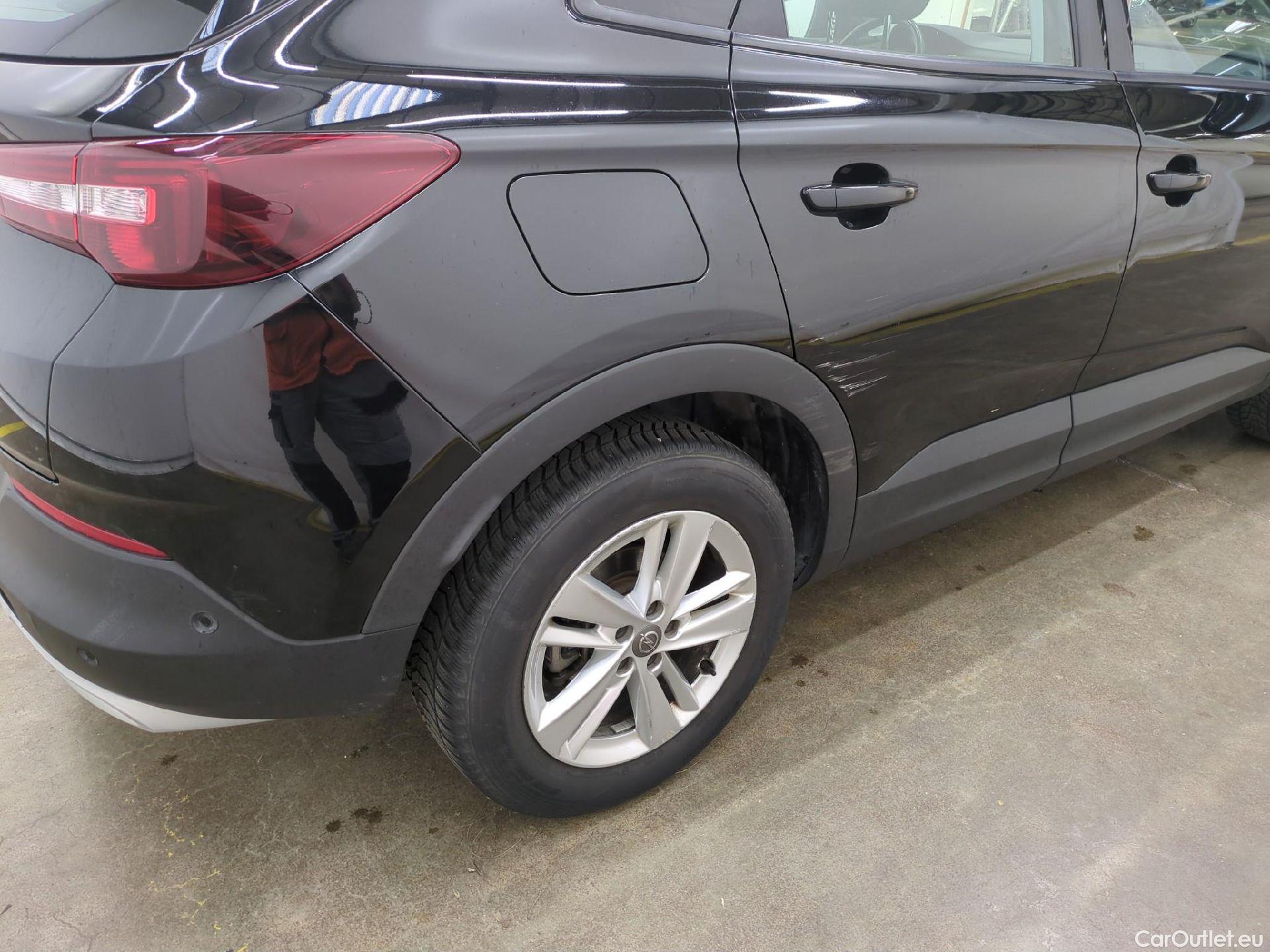  Opel   Grandland X Grandland X Elegance Business 1.5 130CV BVA8 E6d #98