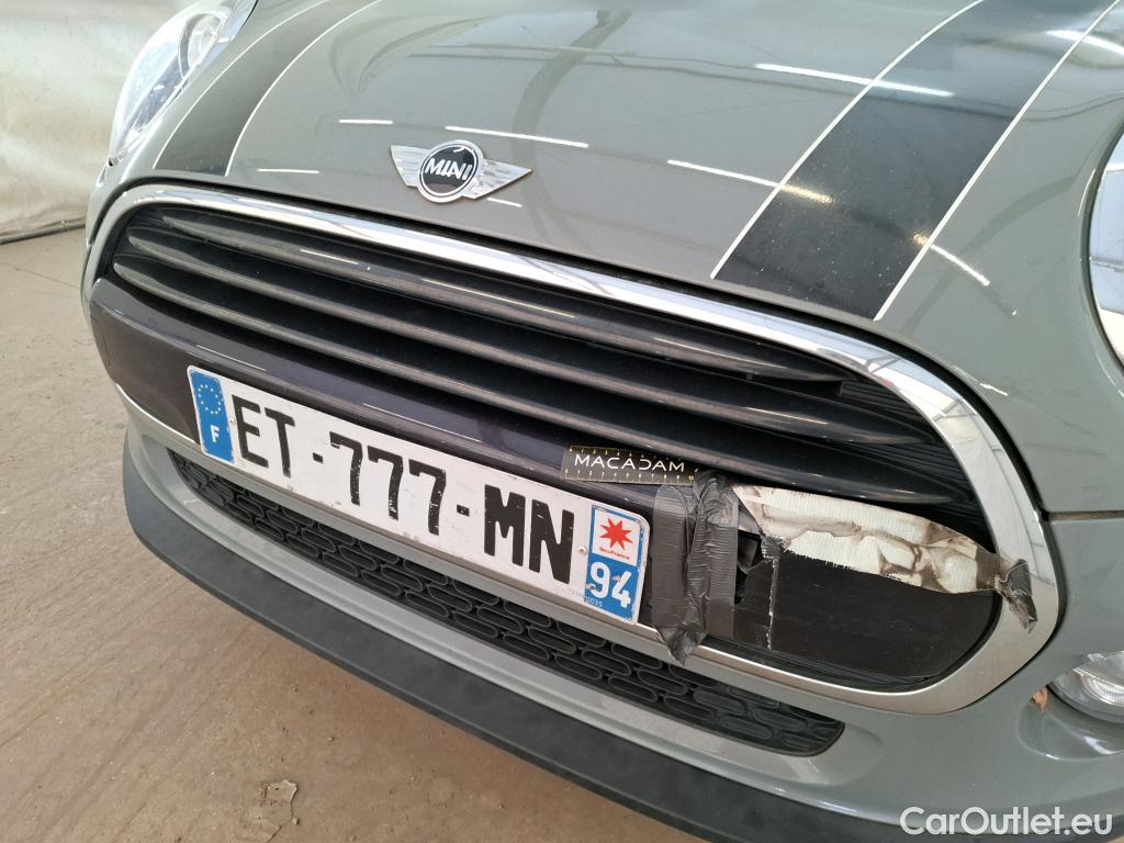  Mini  Cooper MINI Mini / 2014 / 5P / Berline  D 116 ch #18