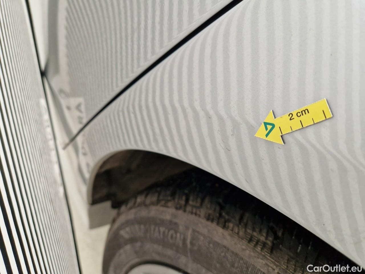  Ford  Mondeo 2.0 Titanium HEV AT 187HP #6