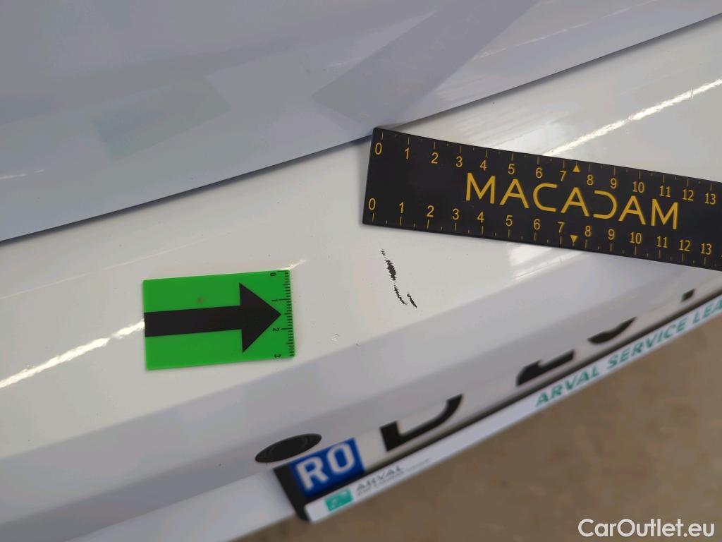  Dacia  Logan 0.9 TCe 90CP Laureate_Groupama #4