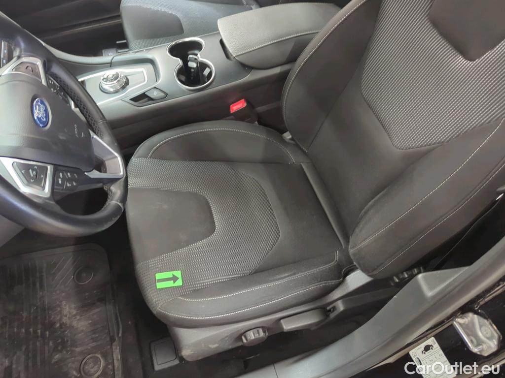  Ford  Mondeo 2.0 EcoBlue 190CP Titanium A8 AWD #41