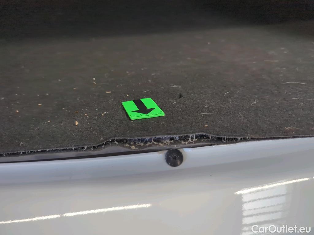  Dacia  Logan 0.9 TCe 90CP Laureate_Groupama #12