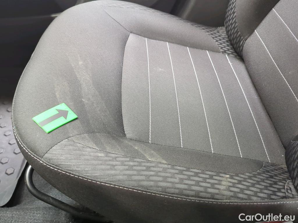  Dacia  Logan 0.9 TCe 90CP Laureate_Groupama #18