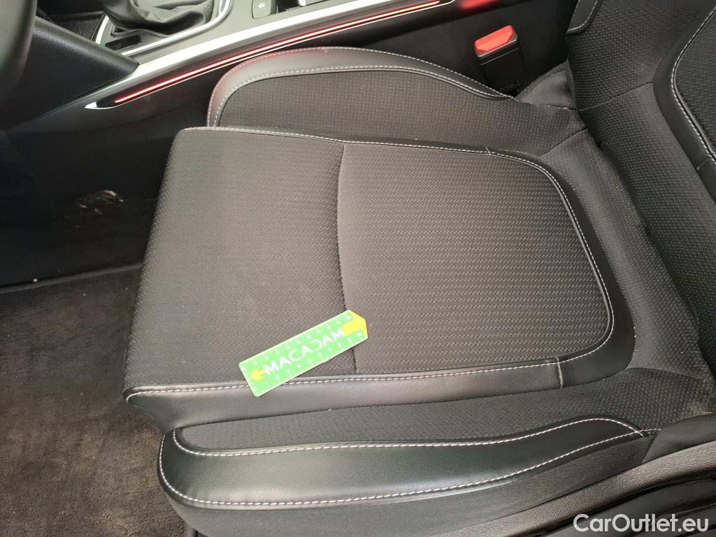  Renault  Megane  IV Berline 5 ptes. Techno 1.5 dCi 115CV BVA7 E6d #8