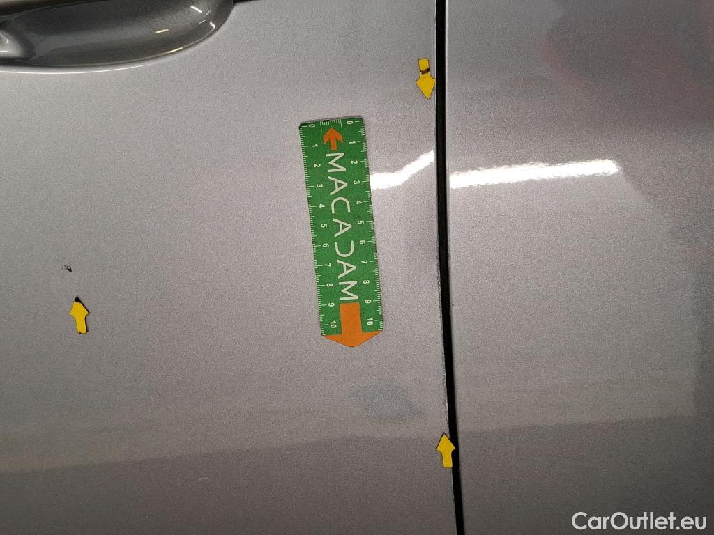  Peugeot  3008  Active Pack 1.5 HDi 130CV BVA8 E6d #5