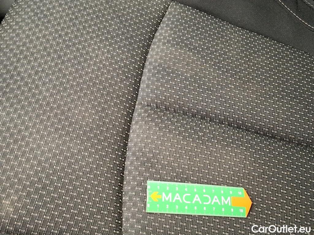  Renault  Kadjar RENAULT  / 2018 / 5P / Crossover Business TCe 140 FAP - 21 #25