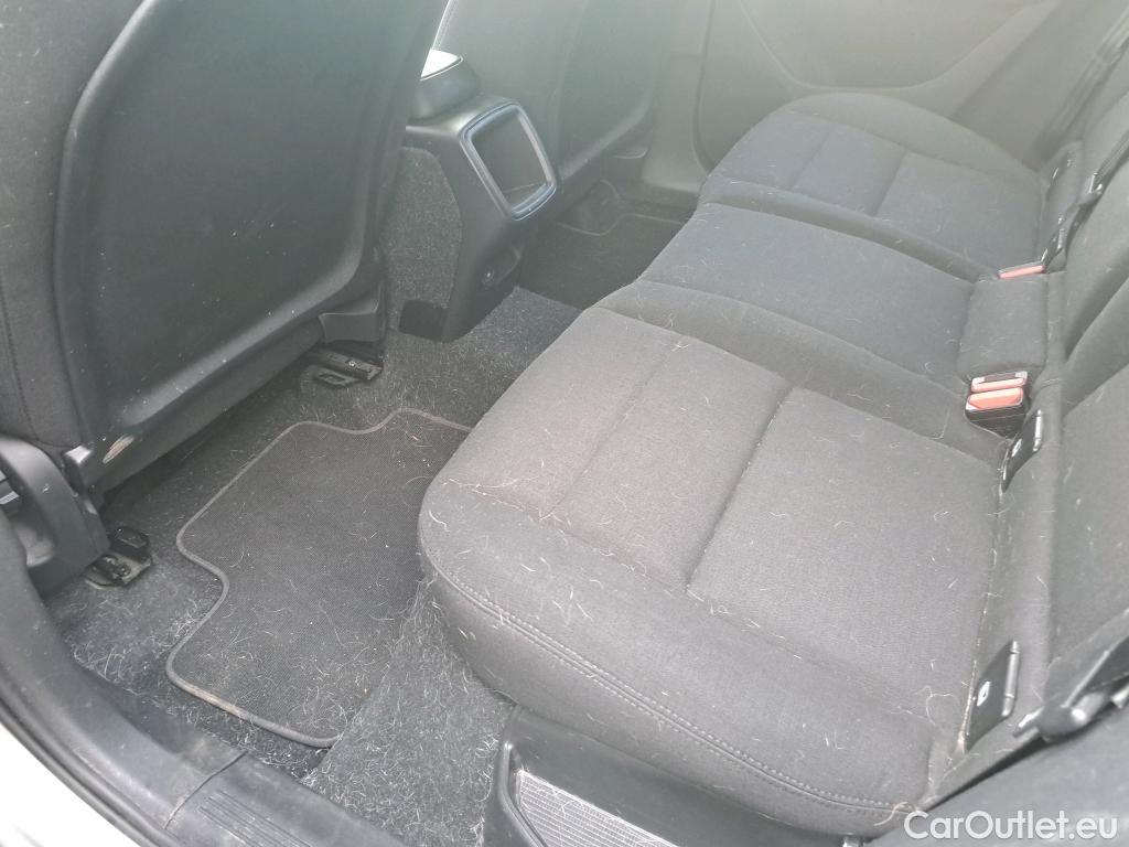  Volvo  XC 40 VOLVO XC40 / 2021 / 5P / todoterreno 1.5 T2 Essential #7