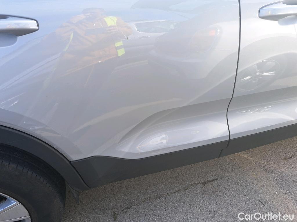  Volvo  XC 40 VOLVO XC40 / 2021 / 5P / todoterreno 1.5 T2 Essential #1