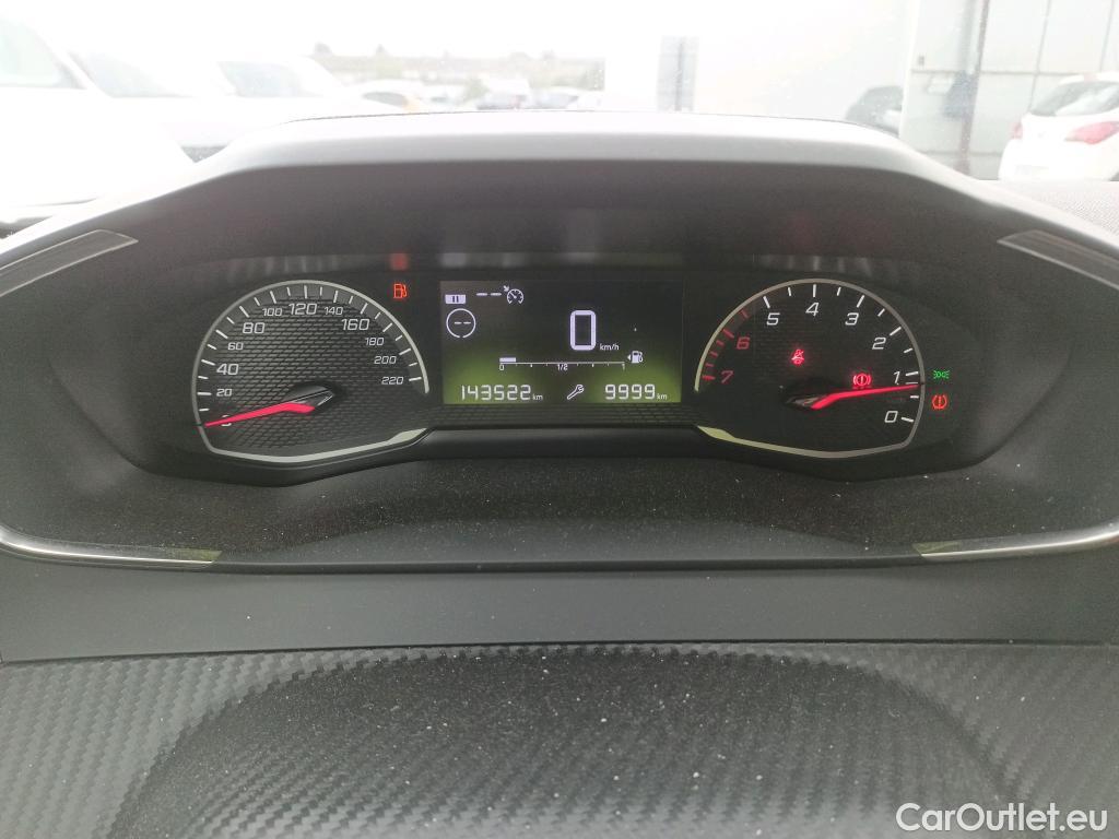  Peugeot  2008 PEUGEOT  / 2019 / 5P / todoterreno Active BlueHDI 81kW (110CV) #11