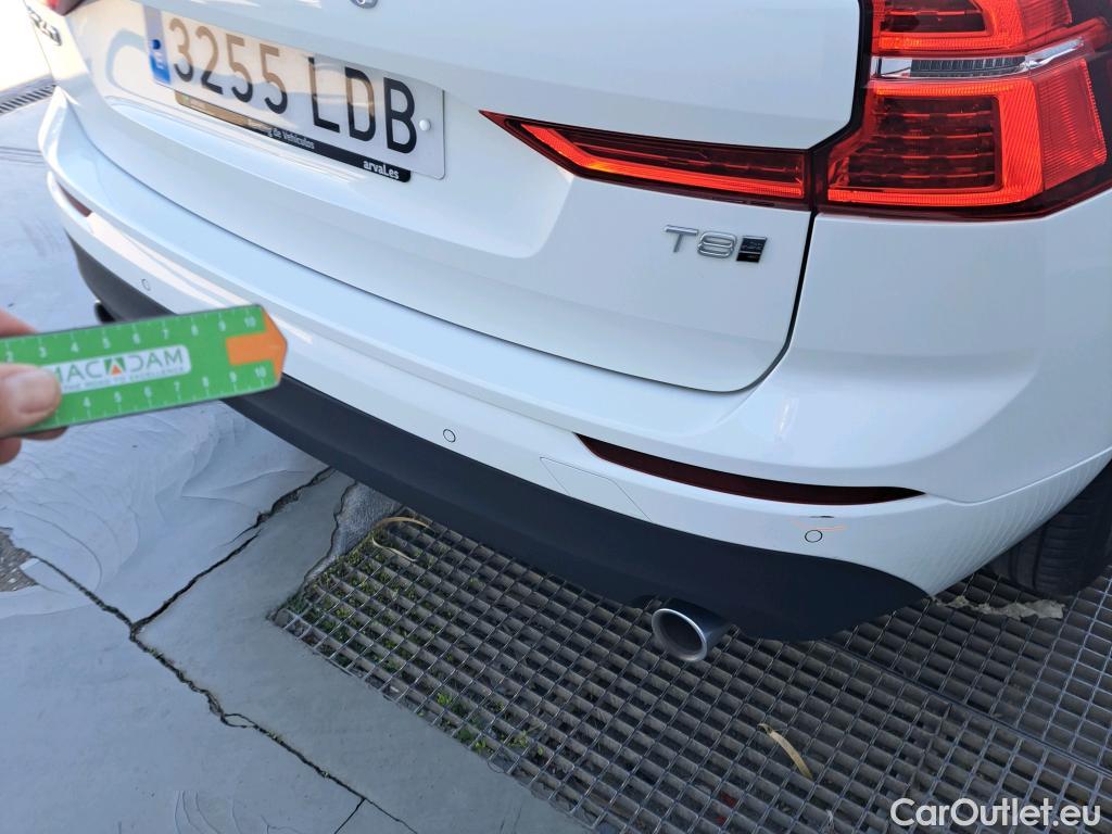  Volvo  XC60 VOLVO  / 2017 / 5P / todoterreno 2.0 T8 AWD Momentum Auto #21