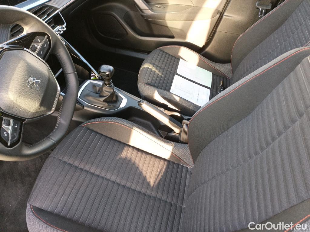  Peugeot  2008 PEUGEOT  / 2019 / 5P / todoterreno Active BlueHDI 81kW (110CV) #4