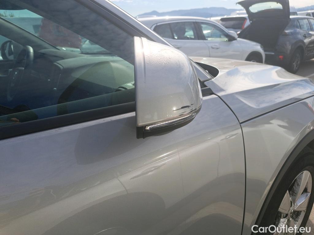  Volvo  XC 40 VOLVO XC40 / 2021 / 5P / todoterreno 1.5 T2 Essential #18
