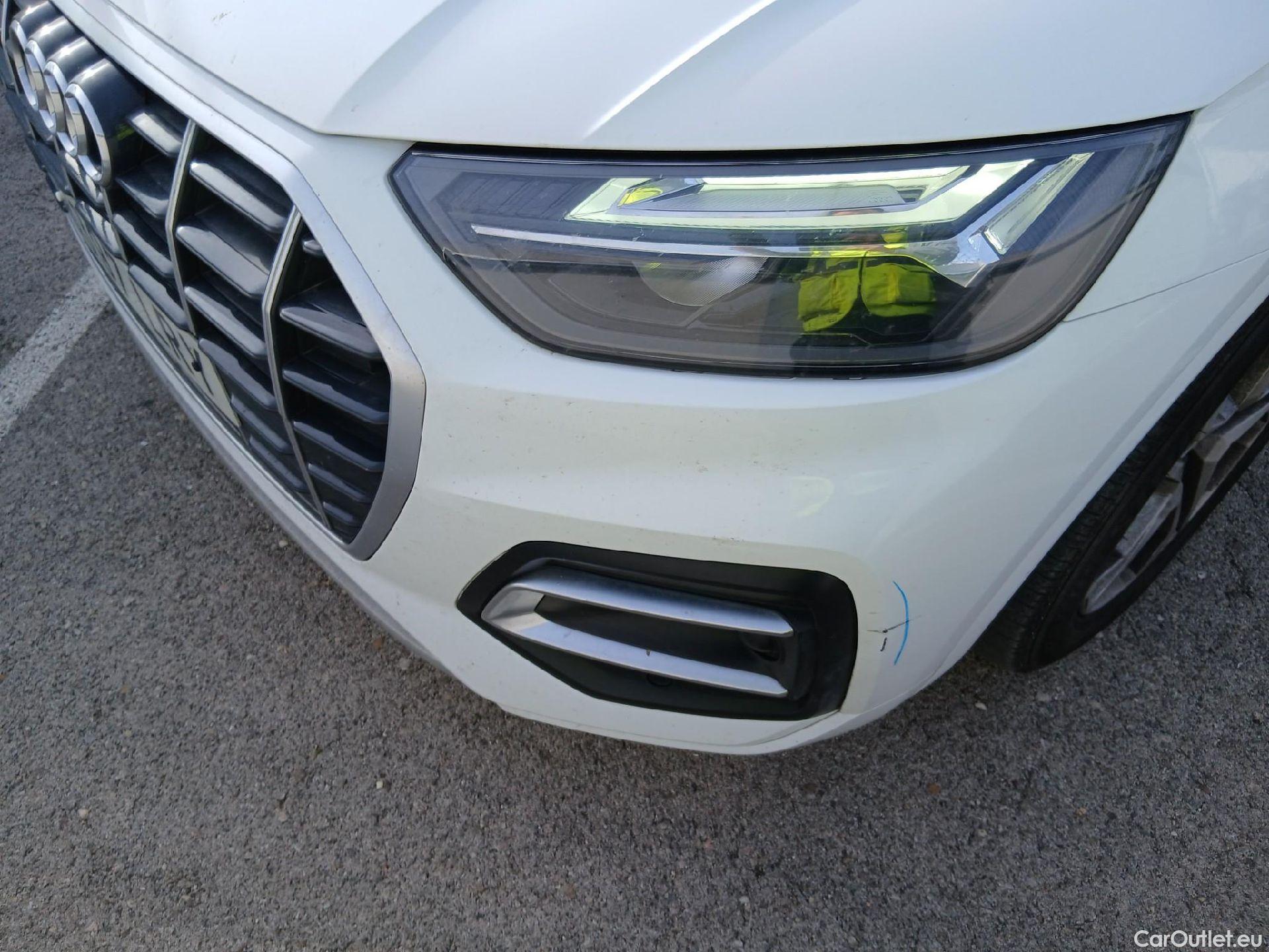  Audi  Q5 AUDI  / 2020 / 5P / todoterreno Advanced 35 TDI 120kW S tronic (AC2) #4
