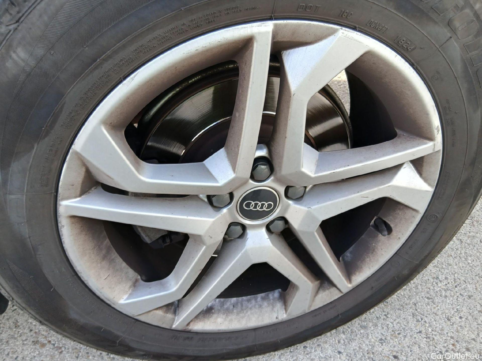  Audi  Q5 AUDI  / 2020 / 5P / todoterreno Advanced 35 TDI 120kW S tronic (AC2) #27