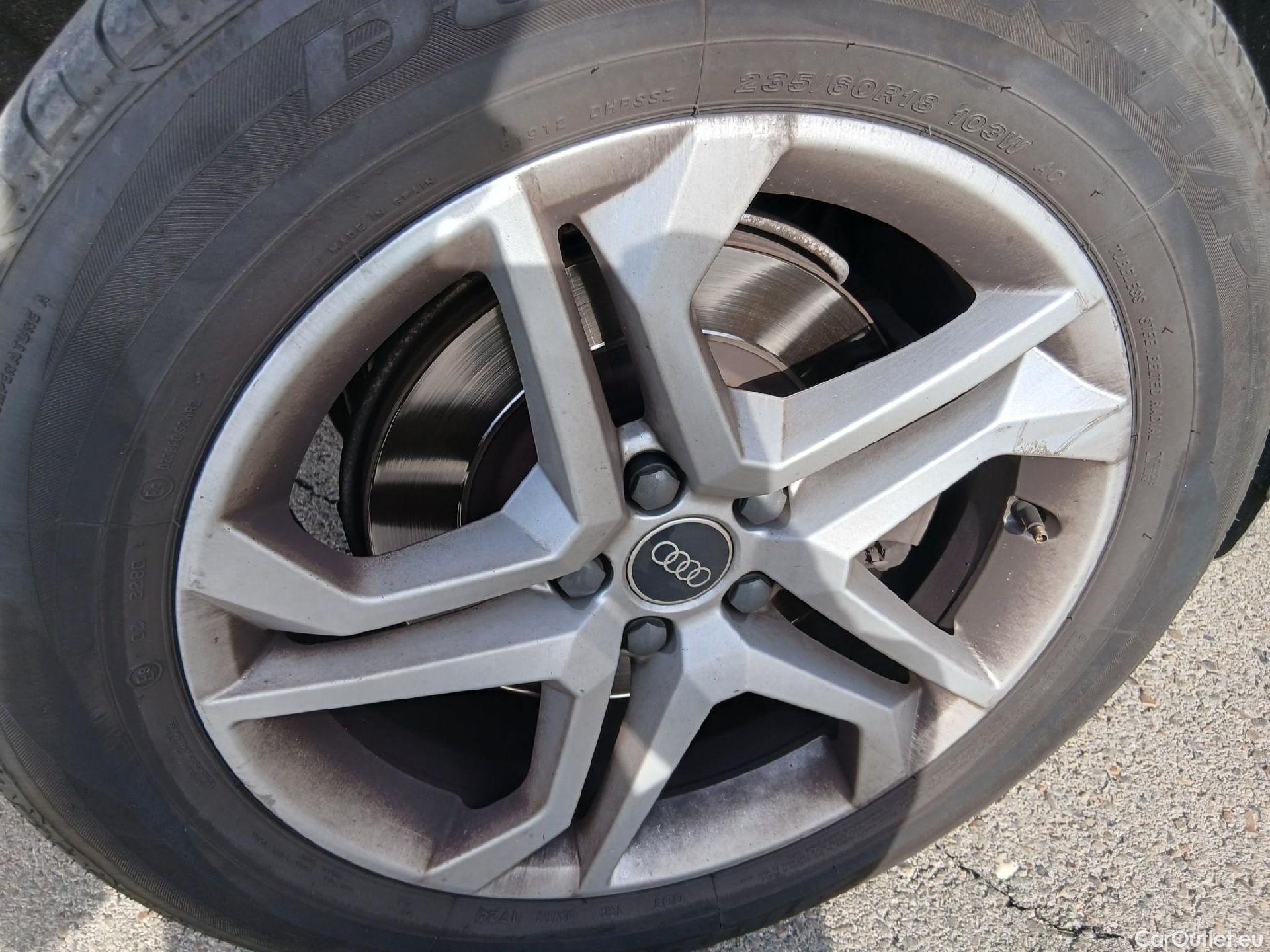  Audi  Q5 AUDI  / 2020 / 5P / todoterreno Advanced 35 TDI 120kW S tronic (AC2) #43