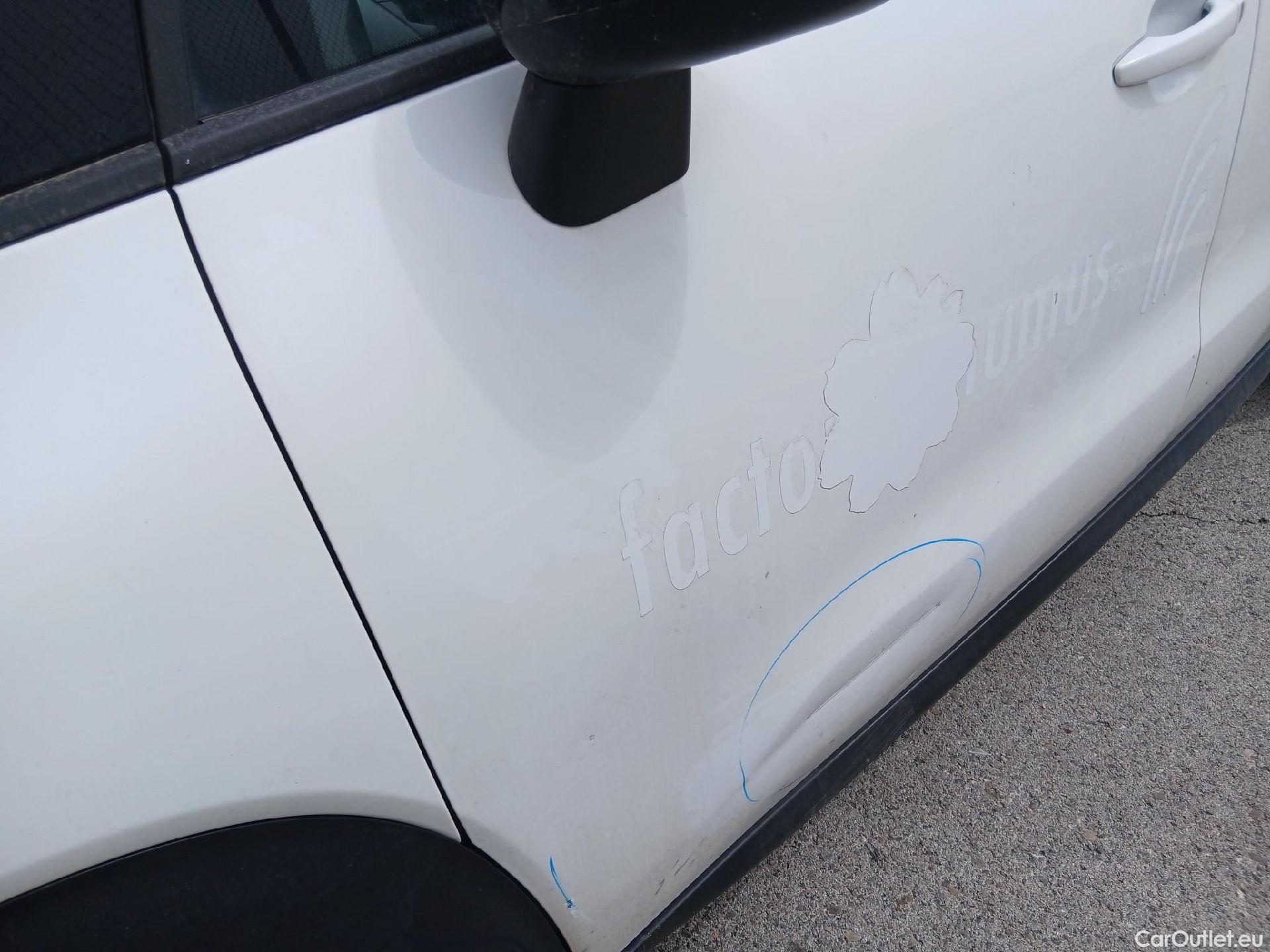  Citroen  C3 CITROEN  Aircross / 2021 / 5P / todoterreno BlueHDi 81kW (110CV) S&S Feel Pack #19