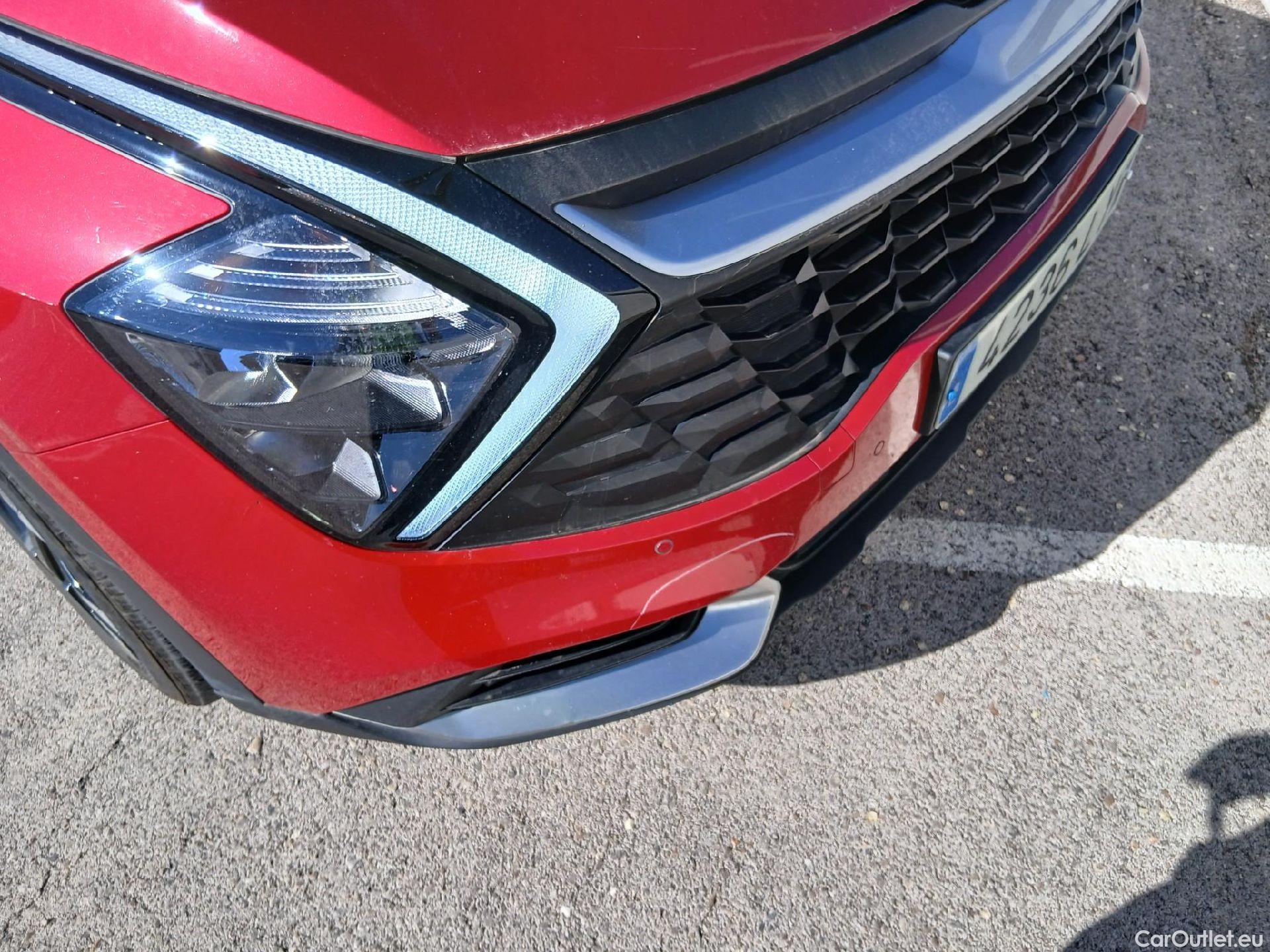  KIA  Sportage KIA  / 2022 / 5P / todoterreno 1.6 T-GDi PHEV 198kW (265CV) Drive 4X4 #2
