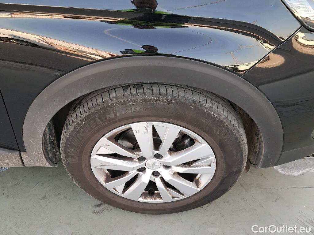  Peugeot  3008 PEUGEOT  / 2020 / 5P / todoterreno 1.5 BlueHDi 96kW (130CV) S&S Active Pack #11