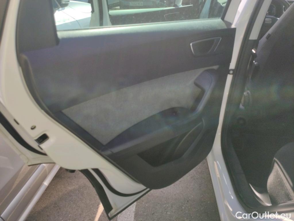  Seat  ATECA SEAT  / 2016 / 5P / todoterreno 1.5 TSI 110kW St&Sp Style XL(SP) #3