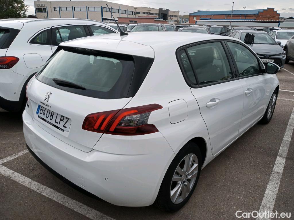  Peugeot  308 PEUGEOT  / 2017 / 5P / berlina con portón 5p Active Pack BlueHDi 130 S&S #23