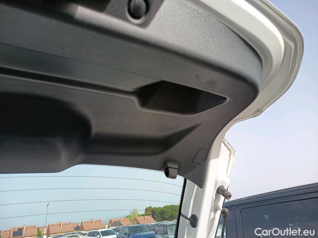  Opel  Corsa OPEL  1.2T XHL 74kW (100CV) Elegance #31