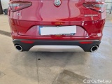  Alfa Romeo   STELVIO ALFA ROMEO / 2017 / 5P / SUV 2.2 TURBO DIESEL 190CV BUSINESS AT8 Q4 #79