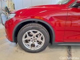  Alfa Romeo   STELVIO ALFA ROMEO / 2017 / 5P / SUV 2.2 TURBO DIESEL 190CV BUSINESS AT8 Q4 #106